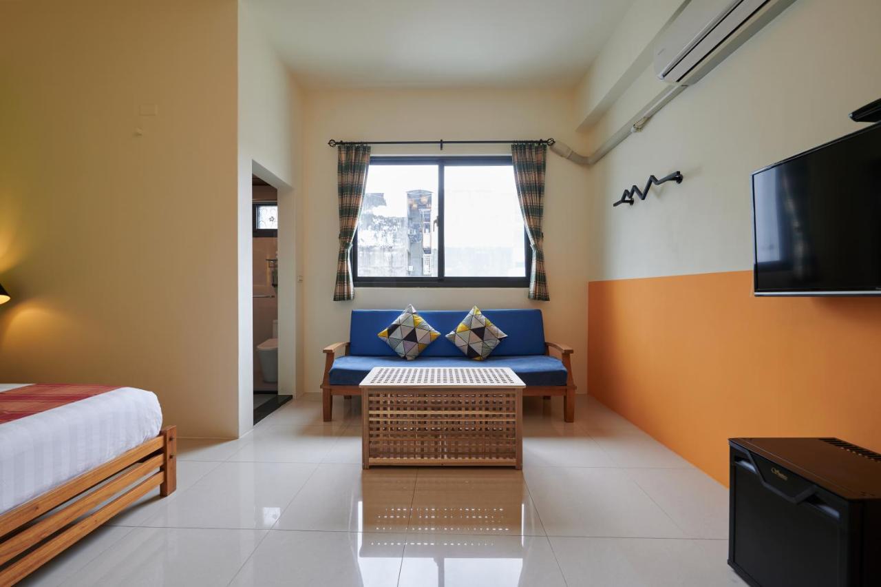 Avenue B&B Hualien City Exterior photo